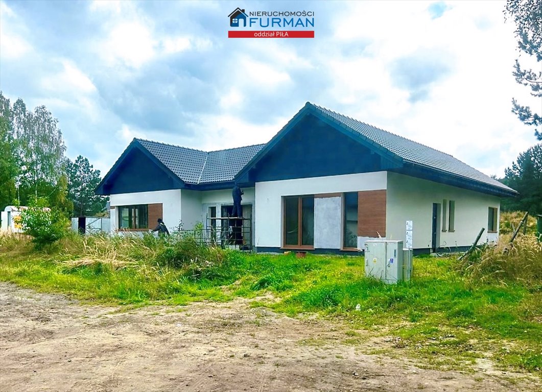 Dom wolnostojący 177 m2 z dużą działką i nowoczesnym ogrzewaniem Wałcz  177m2 Foto 1