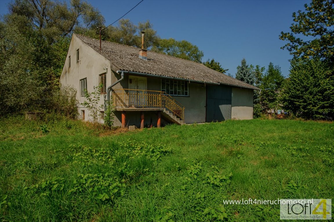 Urokliwy dom z dużą stodołą i 70 arami działki Szczurowa, Krakowska  340m2 Foto 1