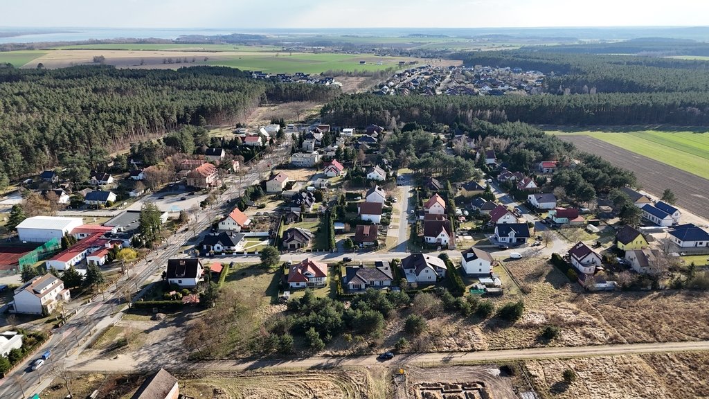 Działka 1057 m² pod dom w spokojnej okolicy z dostępem do mediów Kobylanka, Jaworowa  1 057m2 Foto 1