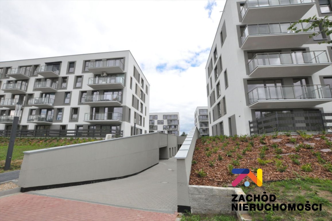 Sprzedam przestronny garaż 21,78 m² z wężem na Zdrojowym Zielona Góra, Osiedle Zdrojowe  22m2 Foto 1