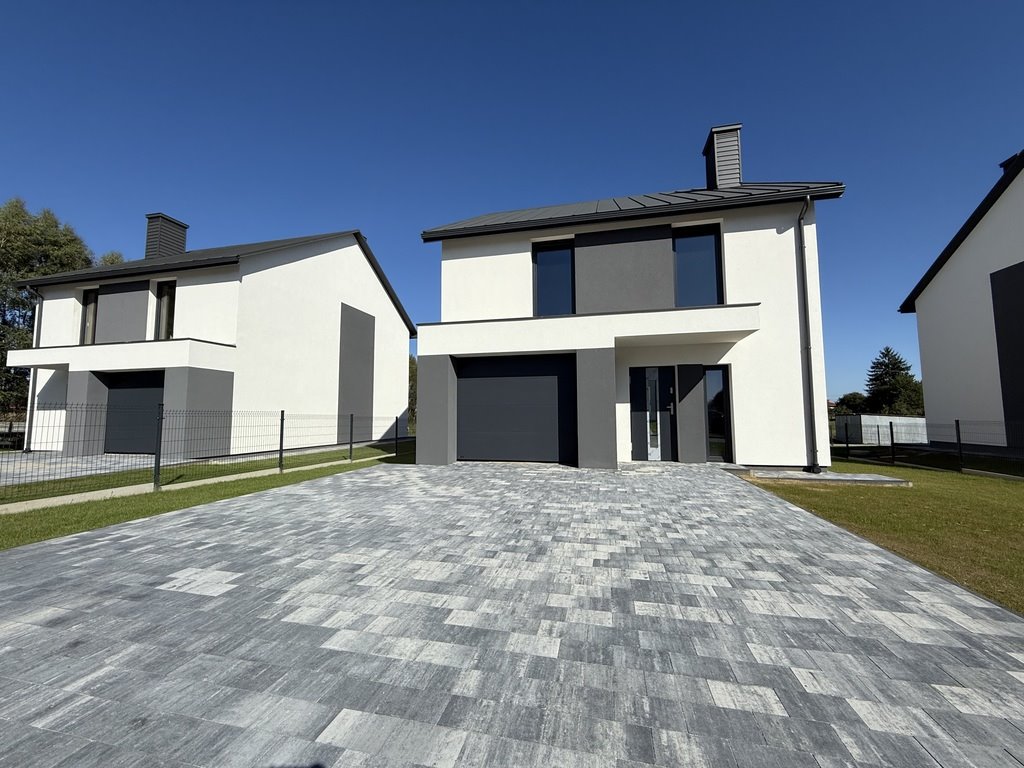 Gotowy dom 125 m² z garażem, 5 pokoi, spokojna okolica Sędziszów Małopolski  126m2 Foto 1
