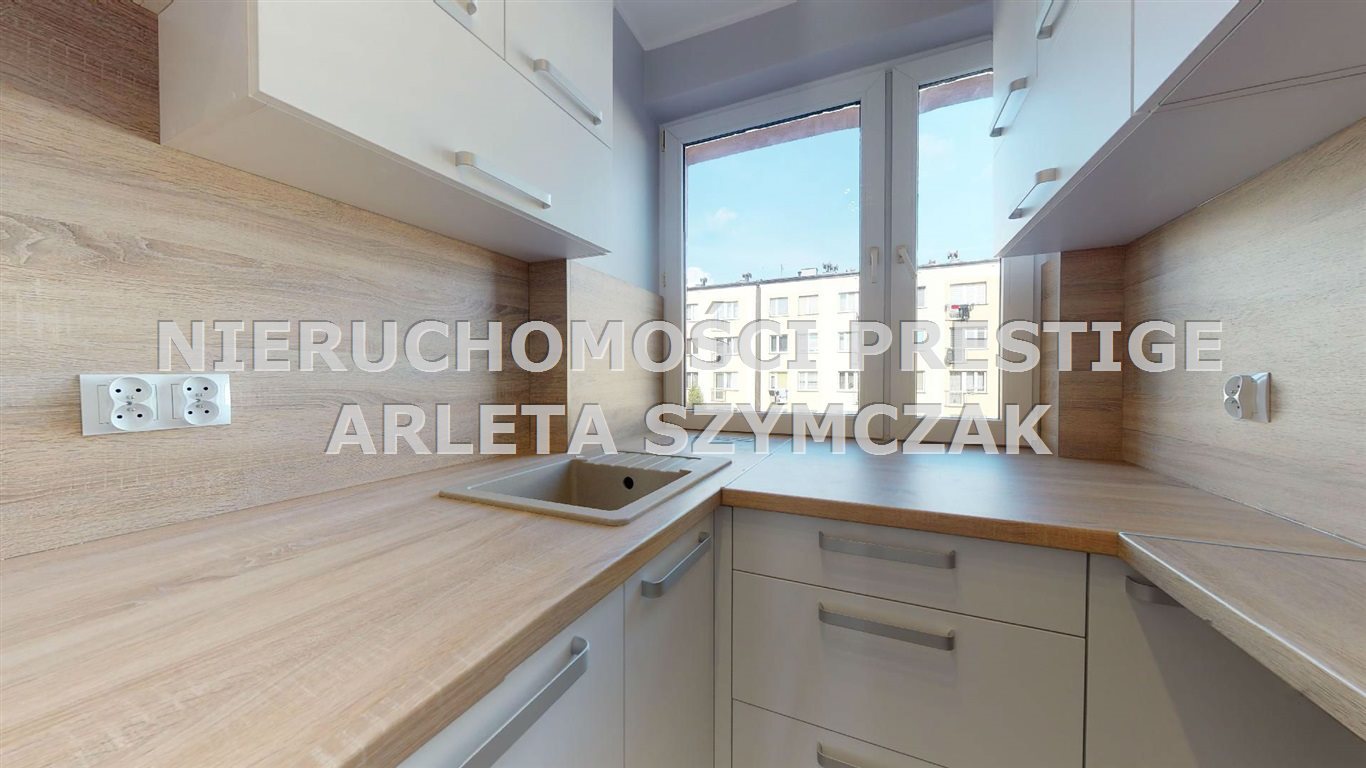 Mieszkanie trzypokojowe na sprzedaż Jastrzębie-Zdrój, Osiedle 1000-lecia, 1000-lecia 56m2 Foto 1 Mieszkanie trzypokojowe na sprzedaż Jastrzębie-Zdrój, Osiedle 1000-lecia, 1000-lecia 56m2 Foto 1