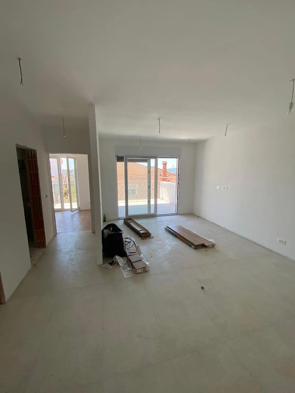 Mieszkanie trzypokojowe na sprzedaż Chorwacja, Trogir  63m2 Foto 5