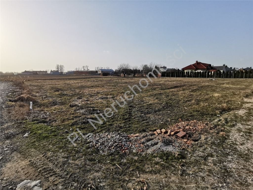Działka 1941 m² z możliwością budowy domu i usług Dawidy Bankowe  1 941m2 Foto 1