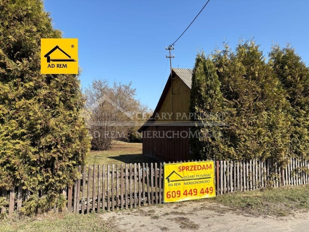 Sprzedam siedlisko z domem i zabudowaniami w Siennicy Różanej Siennica Różana, Siennica Różana  5 818m2 Foto 1