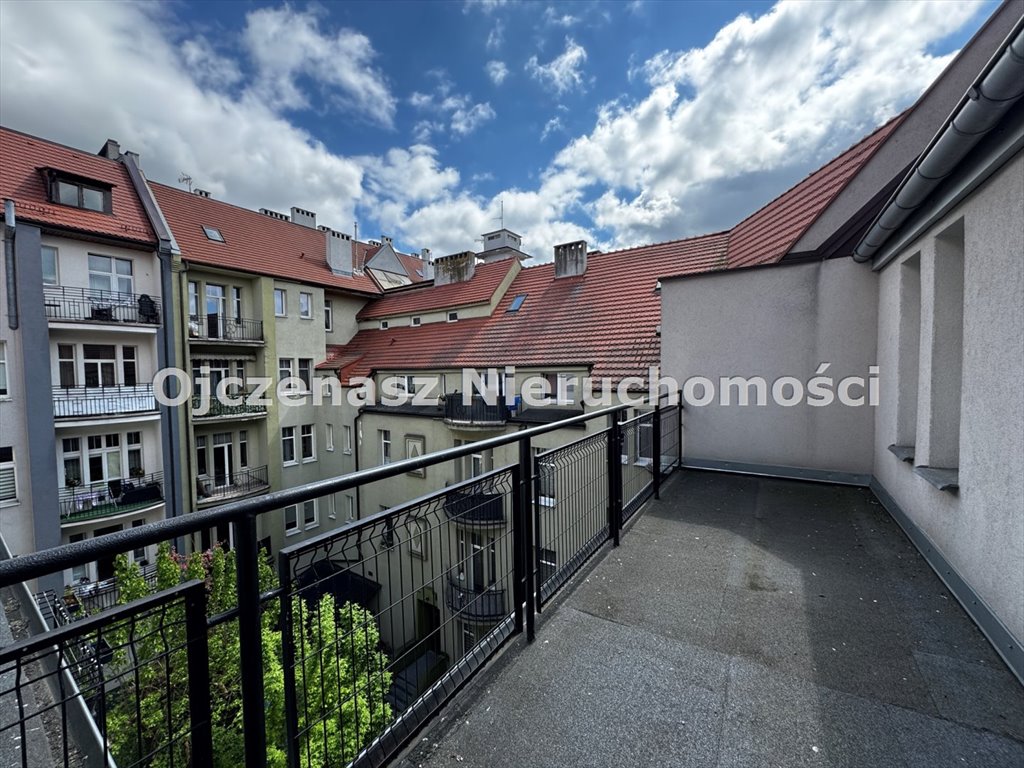Na sprzedaż przestronne 120 m² kamienica z tarasem i potencjałem Bydgoszcz, Śródmieście  120m2 Foto 1