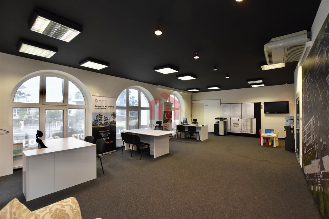 Kamienica 4 kondygnacyjna, 1000 m2, centrum Dębicy Dębica  1 000m2 Foto 1