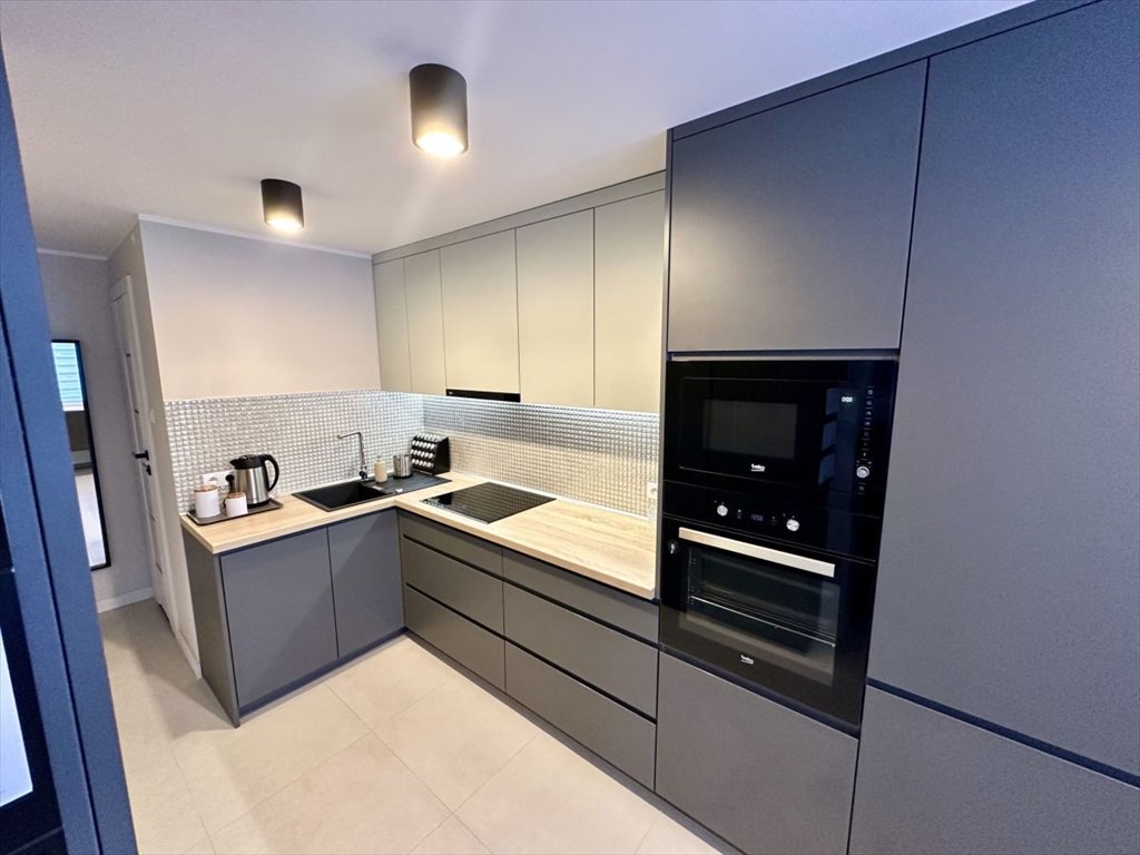 Przestronny apartament 82,15 m2 z nowoczesnym remontem i gustownym wnętrzem Duszniki-Zdrój  82m2 Foto 1
