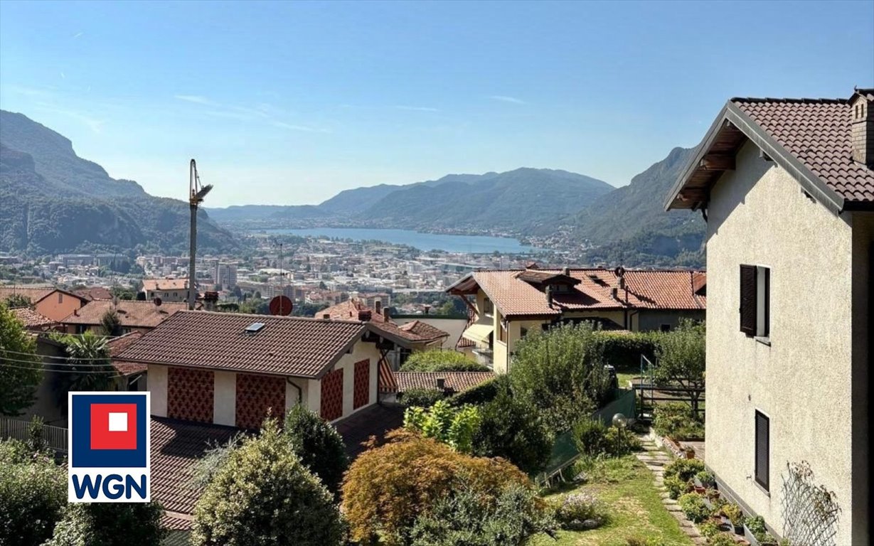 Na sprzedaż przestronne 180 m² apartament z widokiem na Jezioro Como Włochy, Lecco  180m2 Foto 1