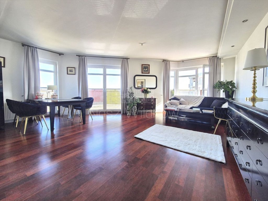 Sprzedam przestronne 104 m² mieszkanie z widokiem w Wilanowie Warszawa, Wilanów, Wilanów, Al. Wilanowska  104m2 Foto 1