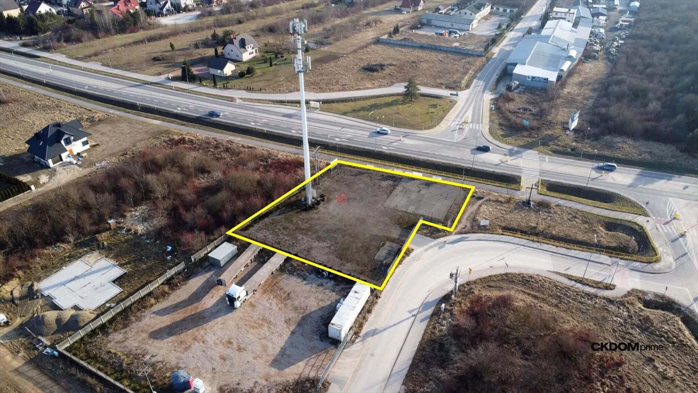 Zapraszam do wynajmu działki 2800 m² w Chęcinach z ogrodzeniem i oświetleniem Chęciny, Henryka Sienkiewicza 2  2 800m2 Foto 1