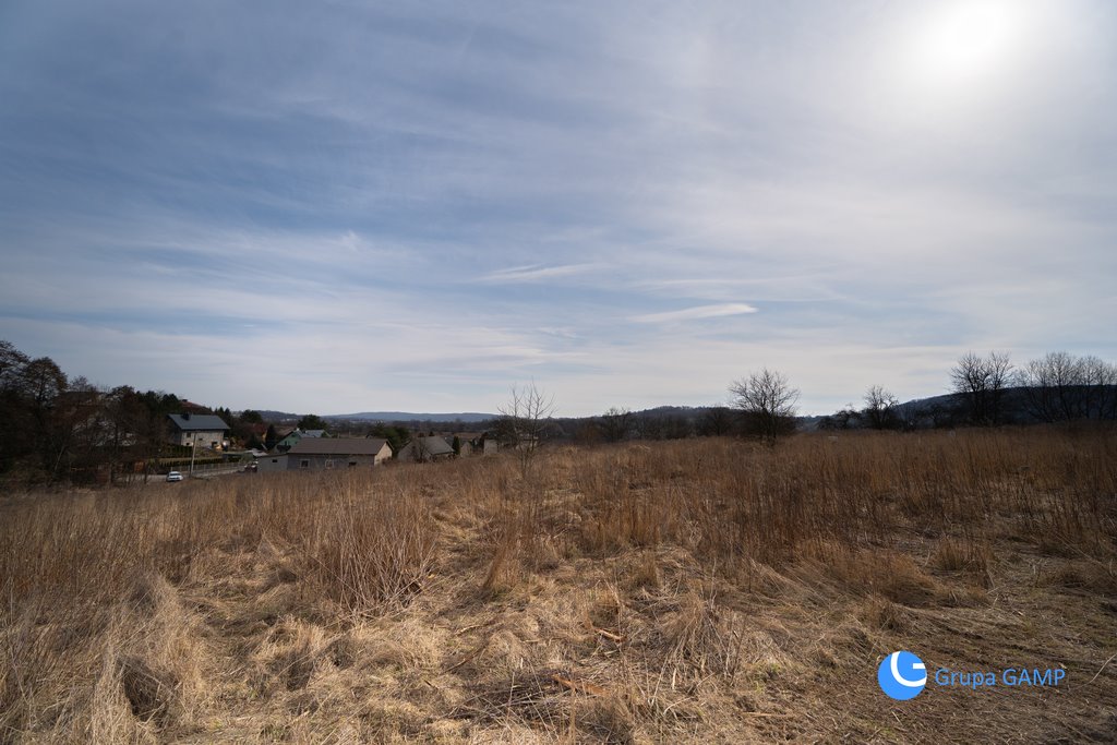 Działka inwestycyjna 2392 m² w Krzeszowicach z szerokimi możliwościami Krzeszowice, Władysława Reymonta  2 392m2 Foto 1