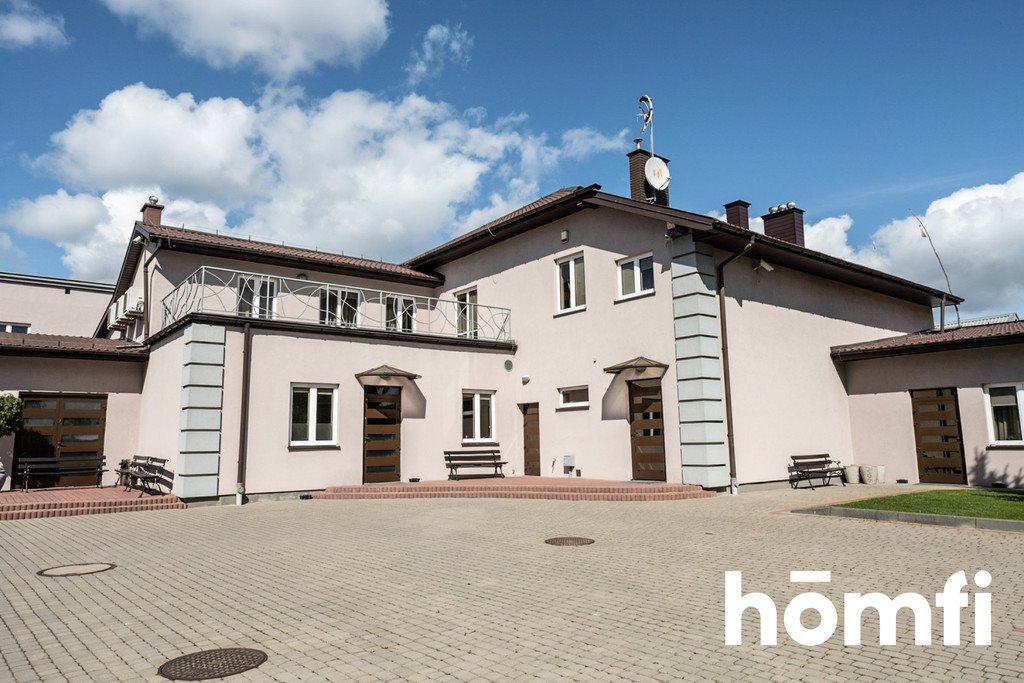 Sprzedam obiekt 1000 m² z salą eventową i mieszkaniem Radom, Janiszpol, Bieszczadzka  1 000m2 Foto 1