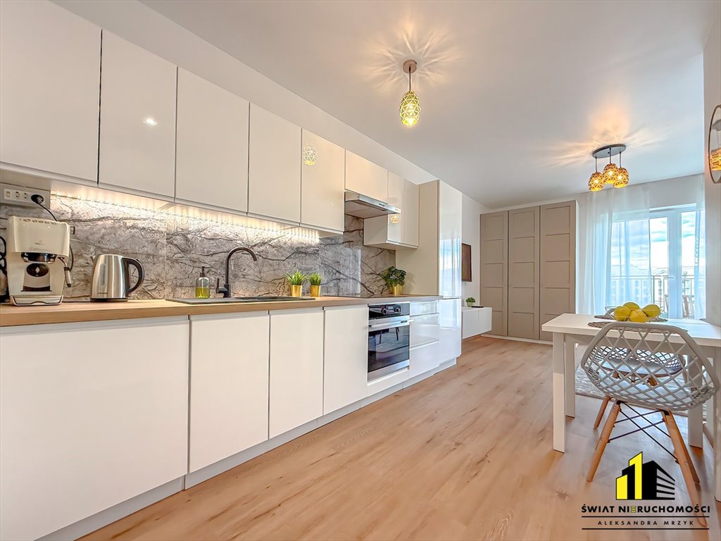 Kawalerka na wynajem Bielsko-Biała, Stare Bielsko  26m2 Foto 1