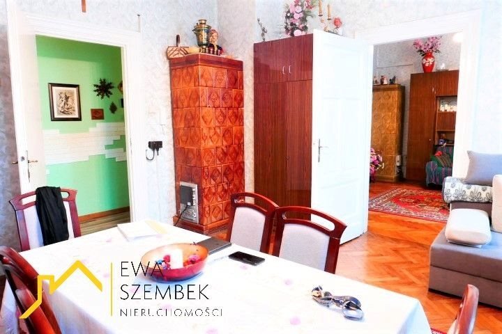 Sprzedam przestronne 103 m² w sercu Krakowa z potencjałem Kraków, Stare Miasto, Rynek  103m2 Foto 1