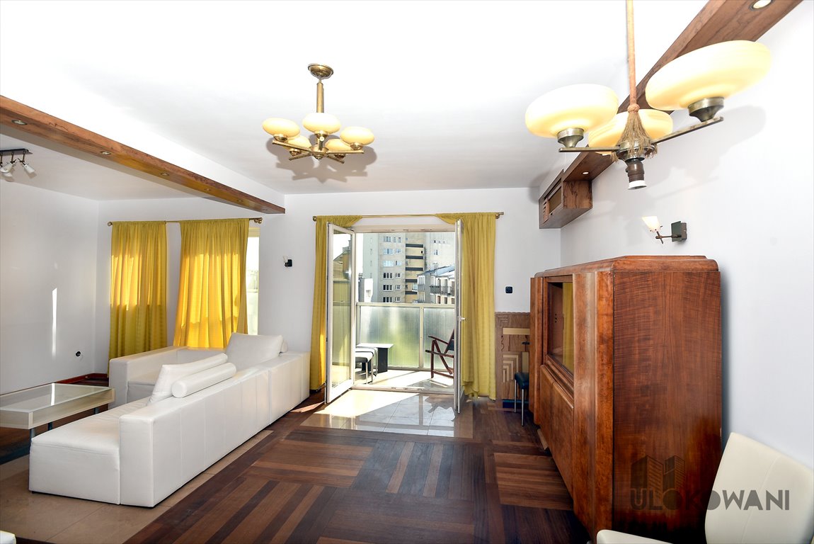 Przestronne 3-pokojowe mieszkanie na Ochocie z balkonem i podwójnym parkingiem Warszawa, Ochota, Stara Ochota, Białobrzeska 15  89m2 Foto 1