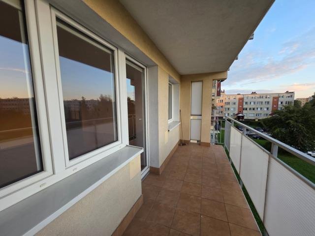 Mieszkanie trzypokojowe na sprzedaż Giżycko, Daszyńskiego  60m2 Foto 1