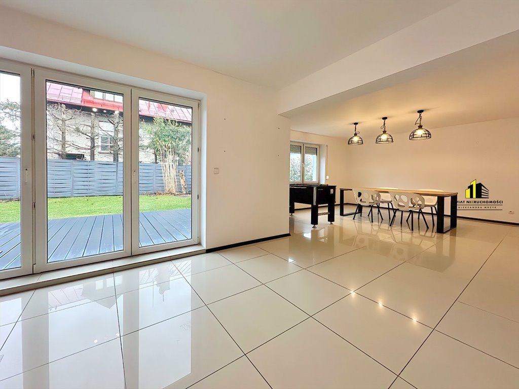 Lokal użytkowy na wynajem Bielsko-Biała, Biała Krakowska  258m2 Foto 1