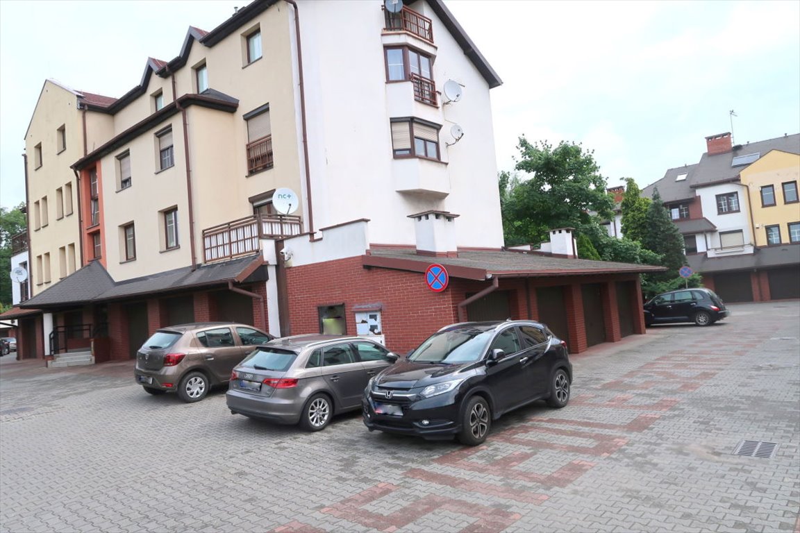 Mieszkanie czteropokojowe  na sprzedaż Katowice, Kostuchna  106m2 Foto 1