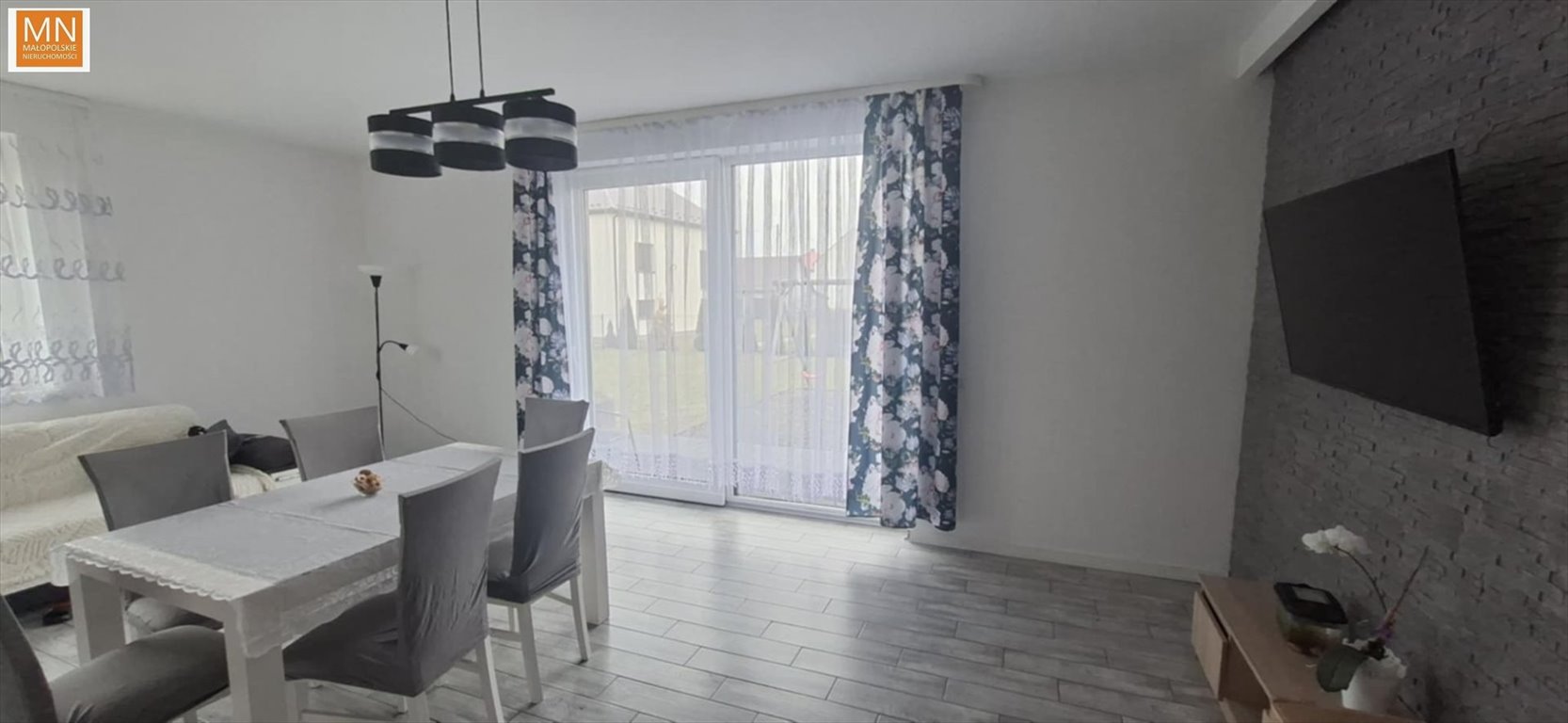 Przytulny dom z kominkiem, lasem i dużą działką 12a Zator, Ukryta  141m2 Foto 1