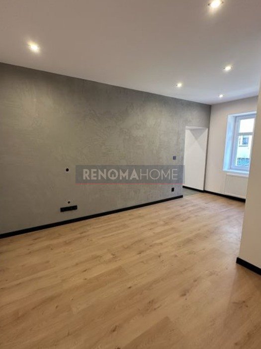 Mieszkanie dwupokojowe na sprzedaż Wołów  44m2 Foto 1