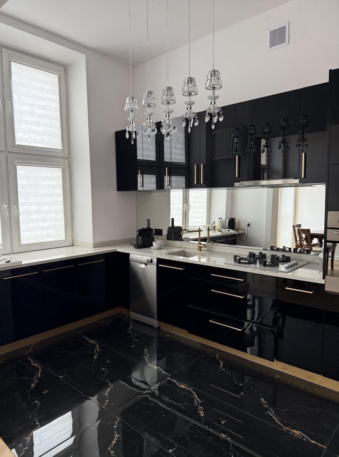 Mieszkanie trzypokojowe na wynajem Warszawa, Sródmieście, Traugutta  98m2 Foto 1