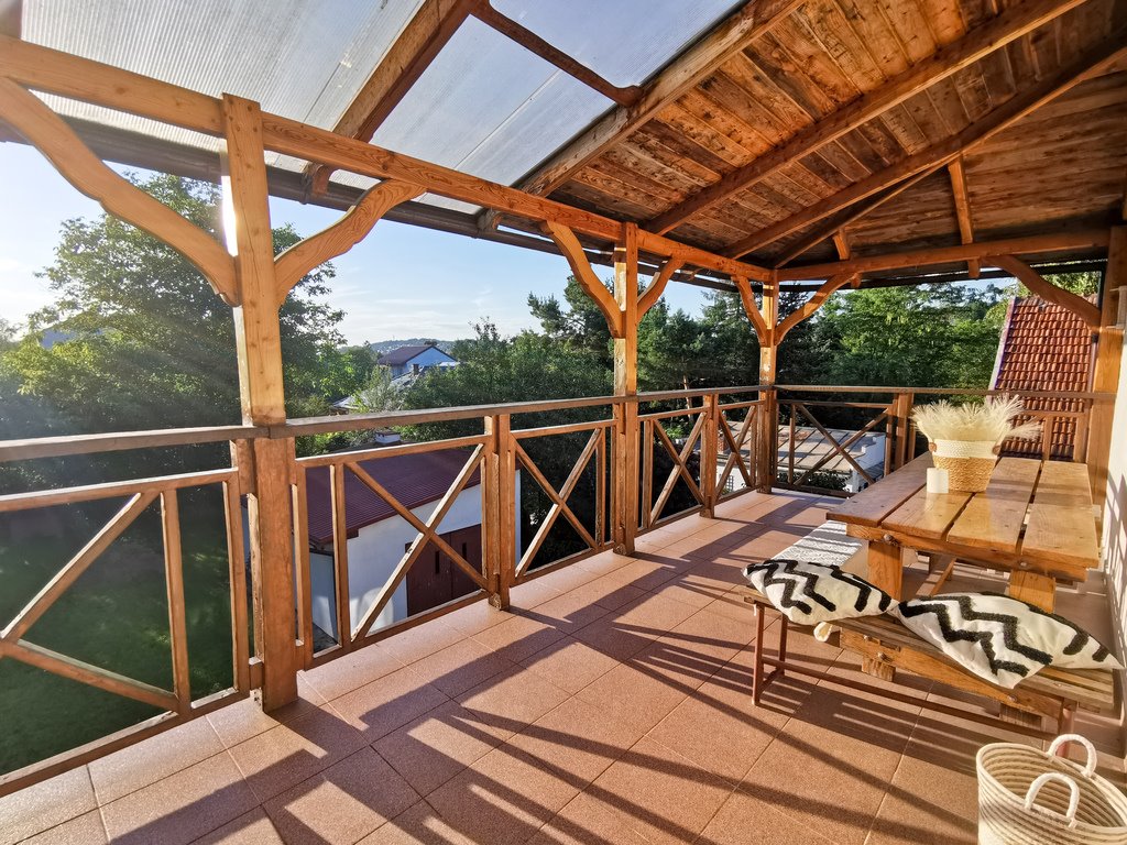 Dom na sprzedaż Sanok, Głowackiego  207m2 Foto 1