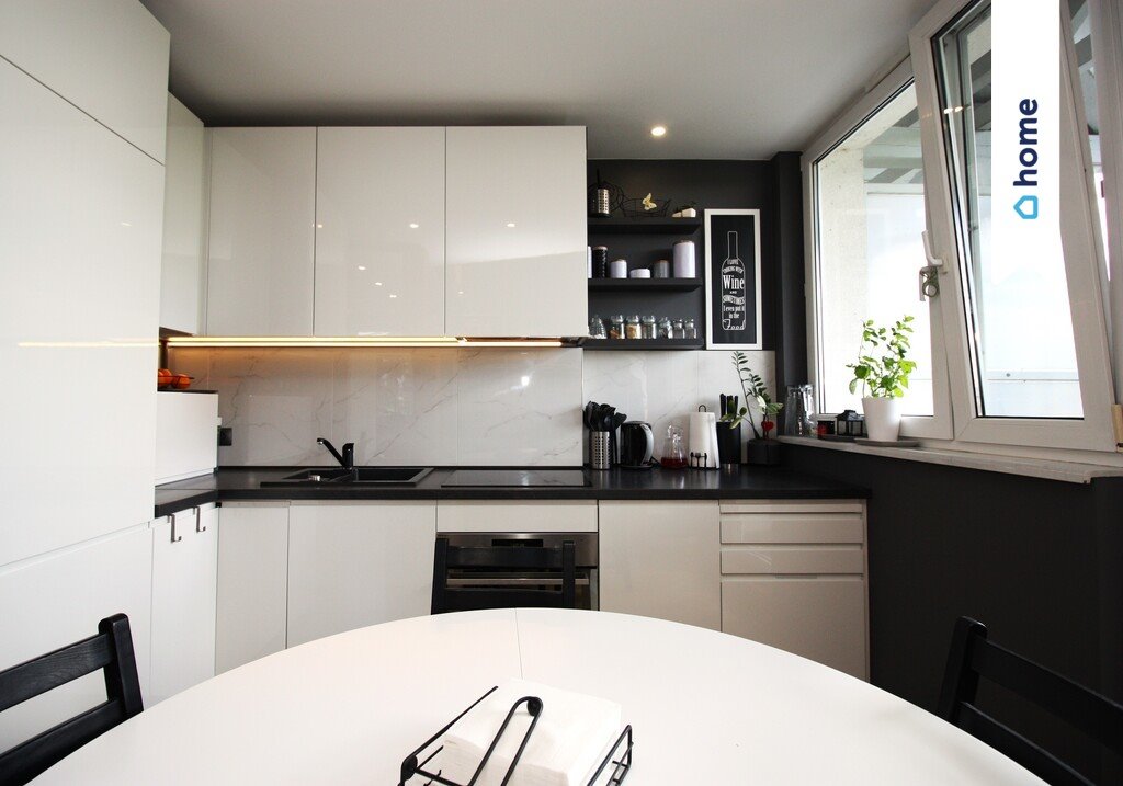 Dwupoziomowe mieszkanie 56 m² z balkonem i widokiem na drzewa Bydgoszcz, Czyżkówko  56m2 Foto 1