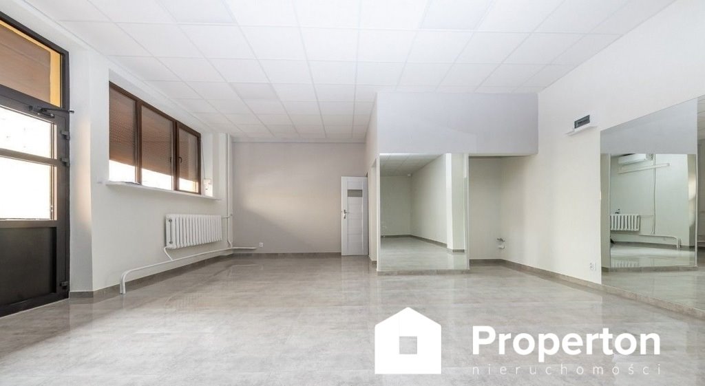 Atrakcyjny lokal 69 m2 z rampą, monitoringiem i klimatyzacją Białystok, Legionowa  69m2 Foto 1