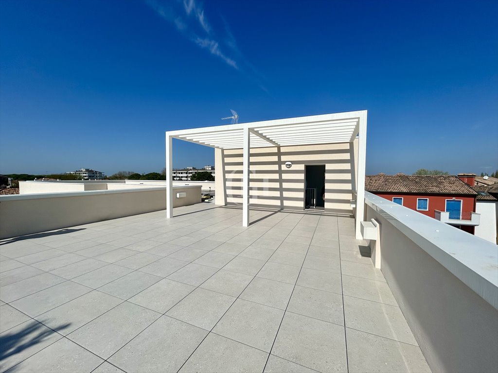 Ekskluzywny penthouse z widokiem na morze i solarium Włochy, Cavallino-Treporti  80m2 Foto 1