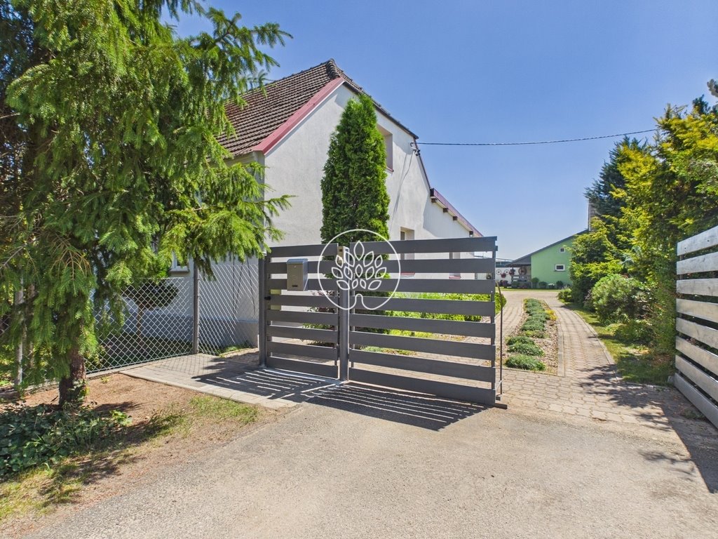 Przestronny dom 112 m² z dużą działką i garażem Zamość  112m2 Foto 1