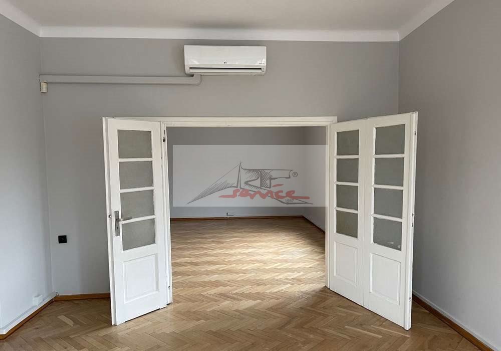 Przestronny dom biurowy 368 m2 z garażem na Mokotowie Warszawa, Mokotów  368m2 Foto 1