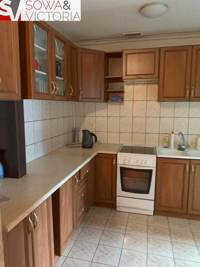 Wynajem mieszkania 42 m² dla 5 osób w Wałbrzychu. Wałbrzych  42m2 Foto 1