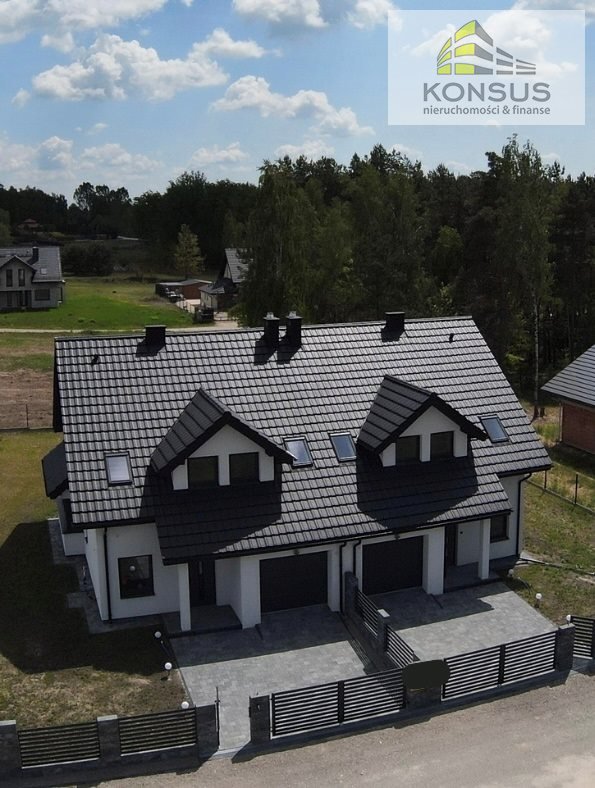 Nowoczesny dom bliźniak 149 m² - ogród, garaż, balkon Piekoszów  149m2 Foto 1