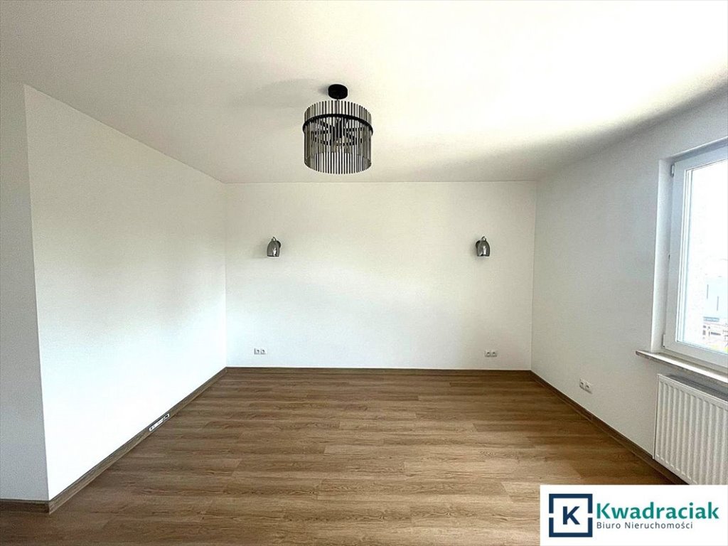 Mieszkanie dwupokojowe na wynajem Jasło, Hugona Kołłątaja  39m2 Foto 1