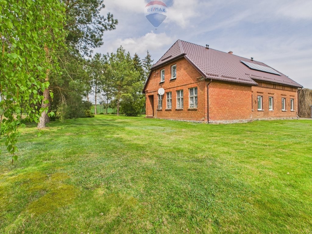 Dom na sprzedaż Lipiec  200m2 Foto 1