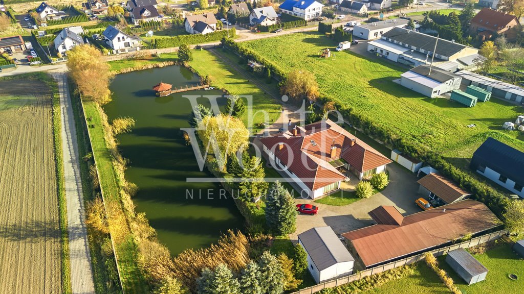 Do sprzedania przestronny dom z dużym stawem i możliwością biznesu Kokoszkowy, Malinowa  269m2 Foto 1