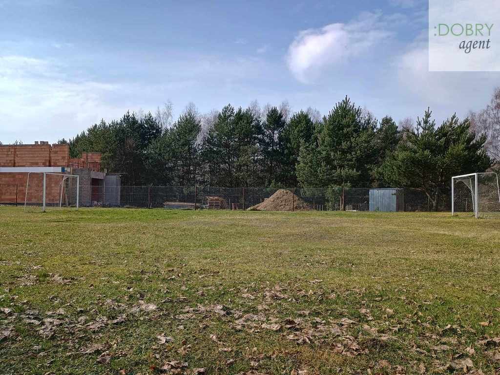 Działka budowlana na sprzedaż Brzeziny  800m2 Foto 1