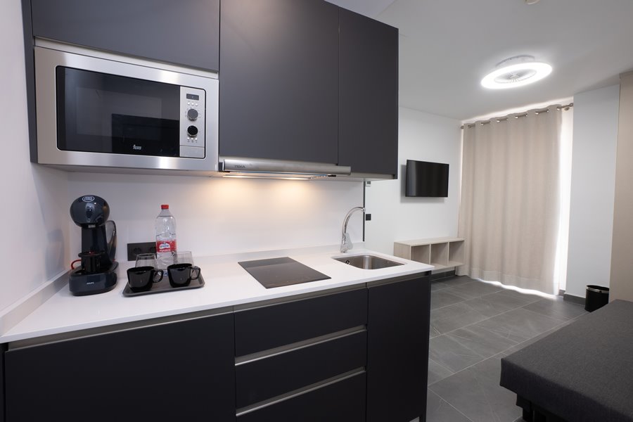 Lokal użytkowy na sprzedaż Hiszpania, Nerja  485m2 Foto 2