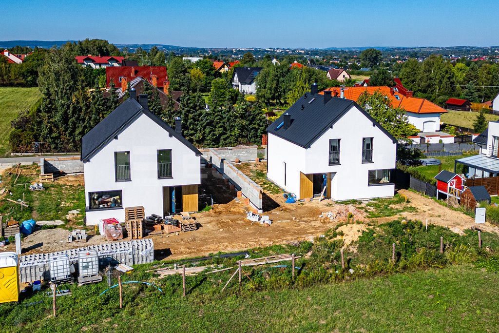 Zapraszam do obejrzenia nowoczesnego domu 115 m² z garażem w Rzeszowie Rzeszów, Pogodne Wzgórze  124m2 Foto 1