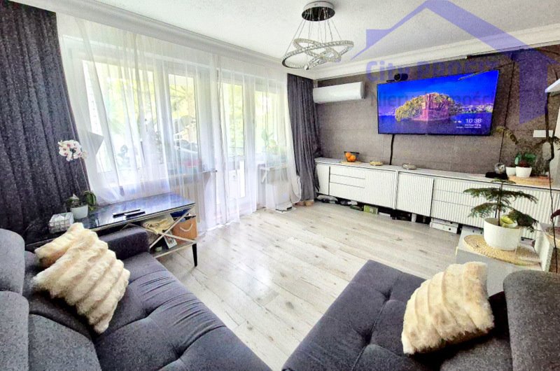 Przestronne 4-pokojowe mieszkanie z balkonem i widokiem na zieleń zapraszam Warszawa, Ursynów, Natolin, Meander  63m2 Foto 1