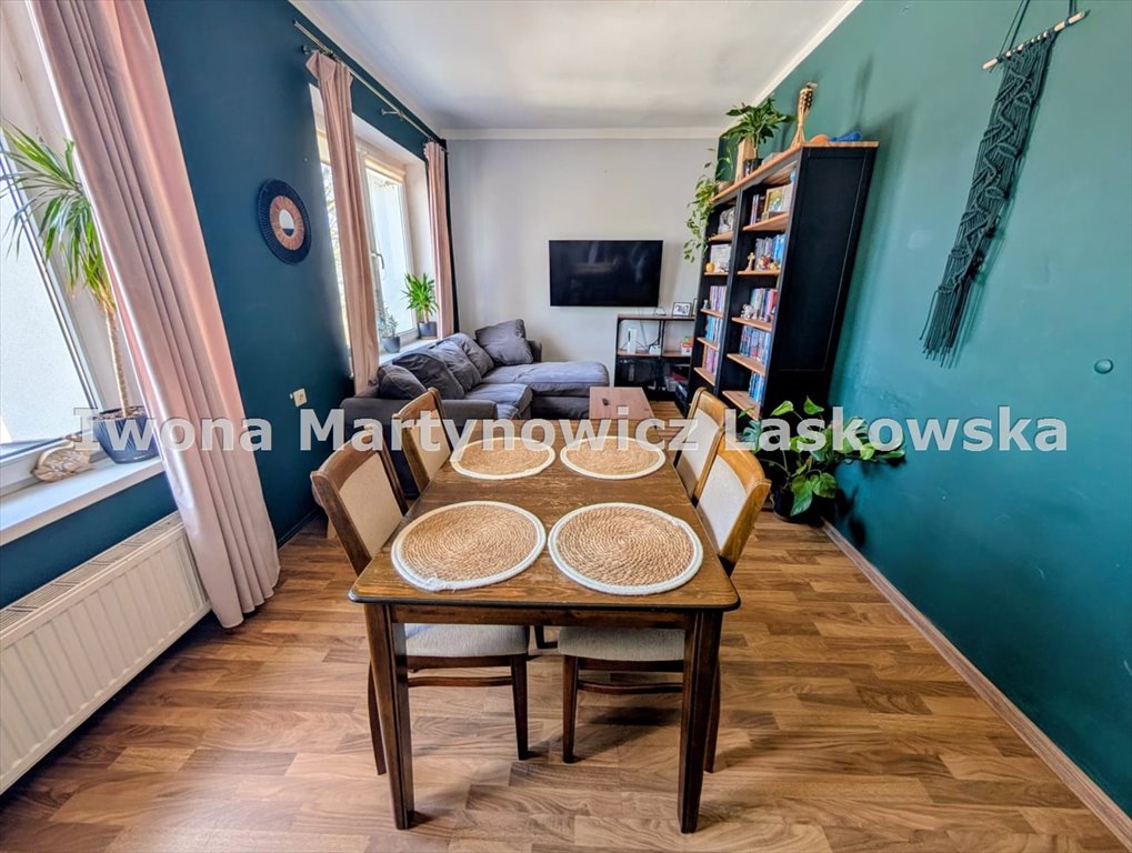 Przestronne 4-pokojowe mieszkanie z garażem i dostępem do PKP Gwizdanów  75m2 Foto 1