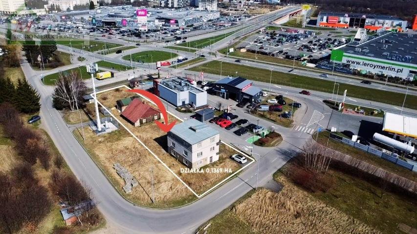 Zapraszam do zakupu działki 1369 m² z domem i potencjałem inwestycyjnym Krosno, Krosno  220m2 Foto 1