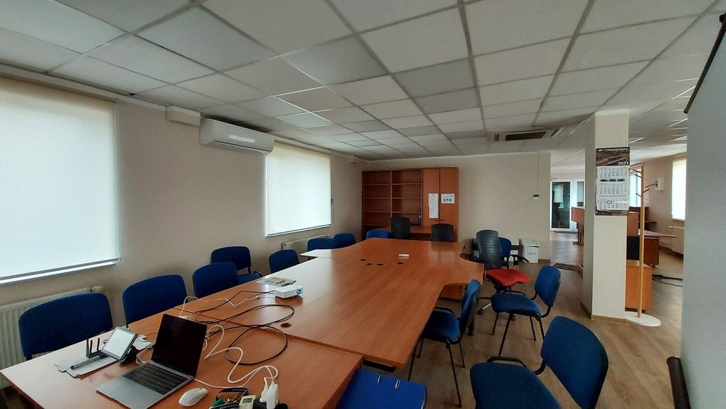 Nowoczesne umeblowane biuro 144 m2 w Swarzędzu z parkingiem Swarzędz  144m2 Foto 1