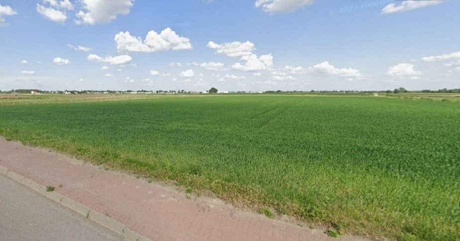 Polecam grunt rolny 4,6 ha z dostępem do asfaltu i mediami Gołaszew  46 000m2 Foto 1