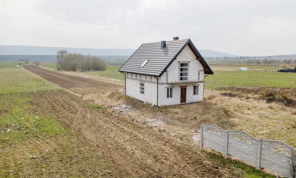 Dom z widokiem na Święty Krzyż i Gór Świętokrzyskich Dąbrowa Górna  114m2 Foto 1