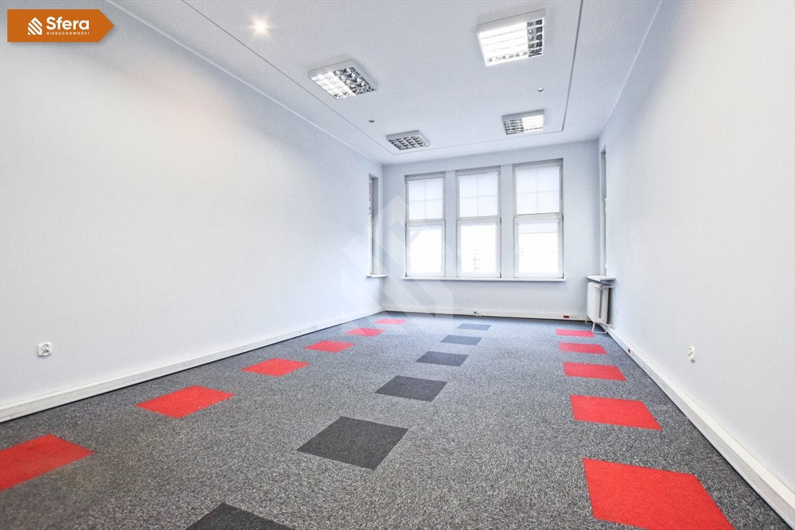 Lokal biurowo-usługowy z balkonem w centrum Bydgoszczy - polecam! Bydgoszcz, Centrum  74m2 Foto 1