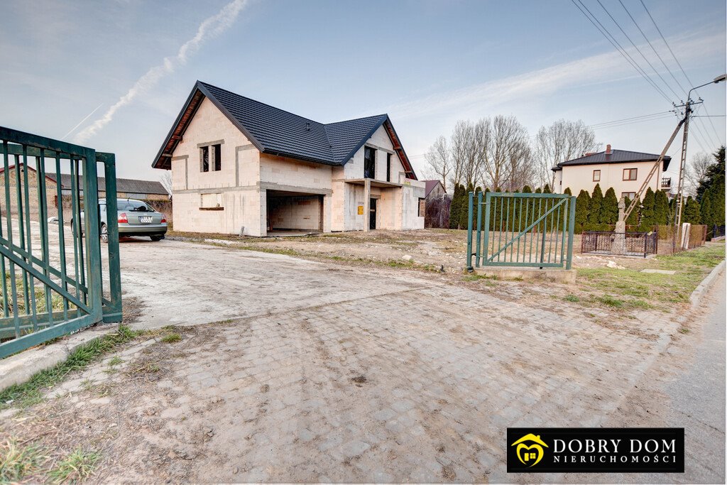 Dom w stanie surowym z dużą działką i potencjałem inwestycyjnym Wojny-Krupy  255m2 Foto 1