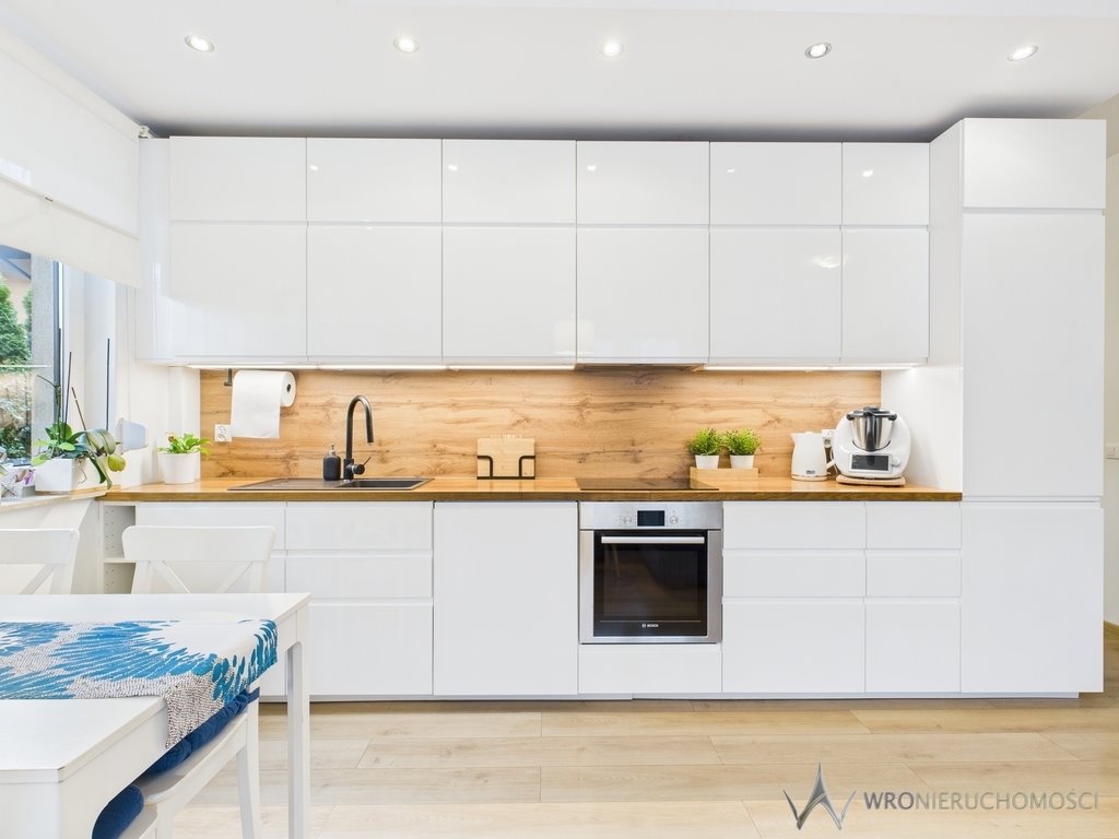 Mieszkanie trzypokojowe na sprzedaż Kiełczów, Agrestowa  57m2 Foto 1