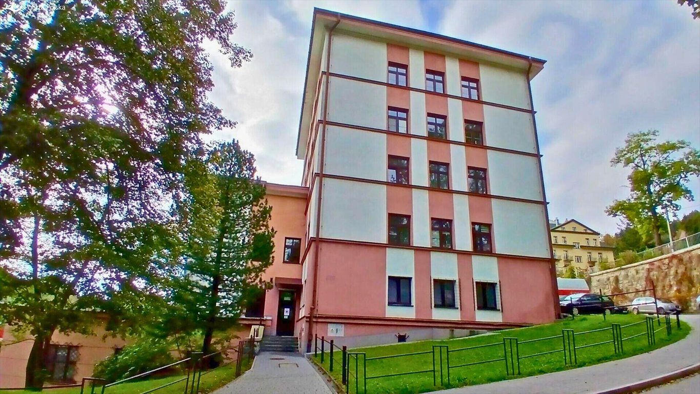 Lokal użytkowy na wynajem Krynica-Zdrój, Zdrojowa  153m2 Foto 1
